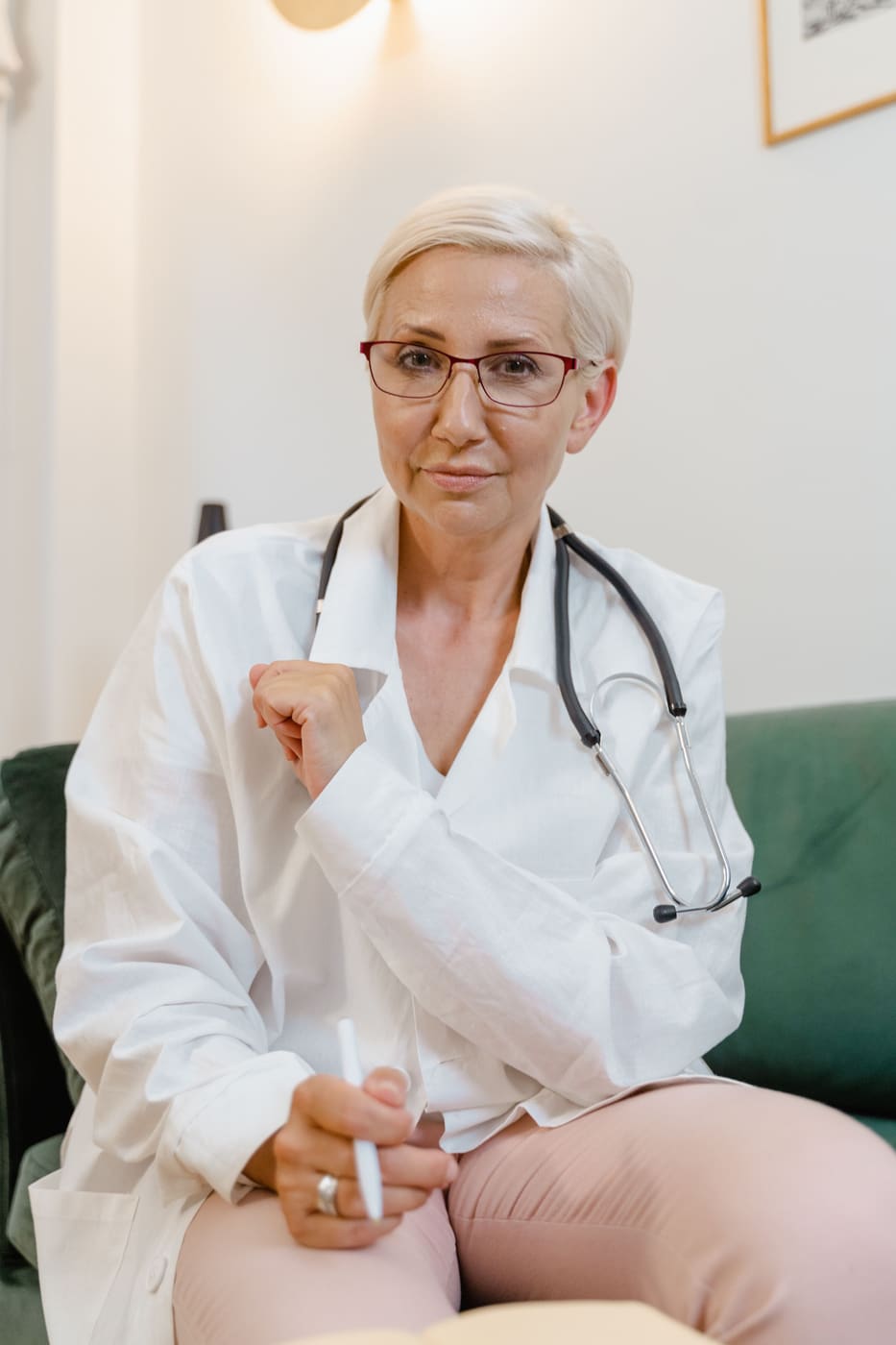 Portrait of Dr Naomi Ashford, general practitioner and clinical lead.